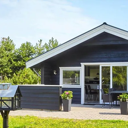 12276-1-sjaellands-odde-strandlystgardsvej-14 * Yderby