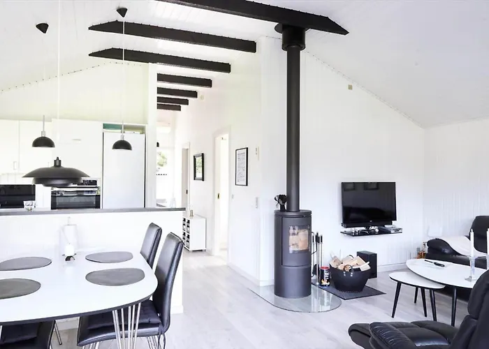 12276-1-sjaellands-odde-strandlystgardsvej-14 بيت للعطل